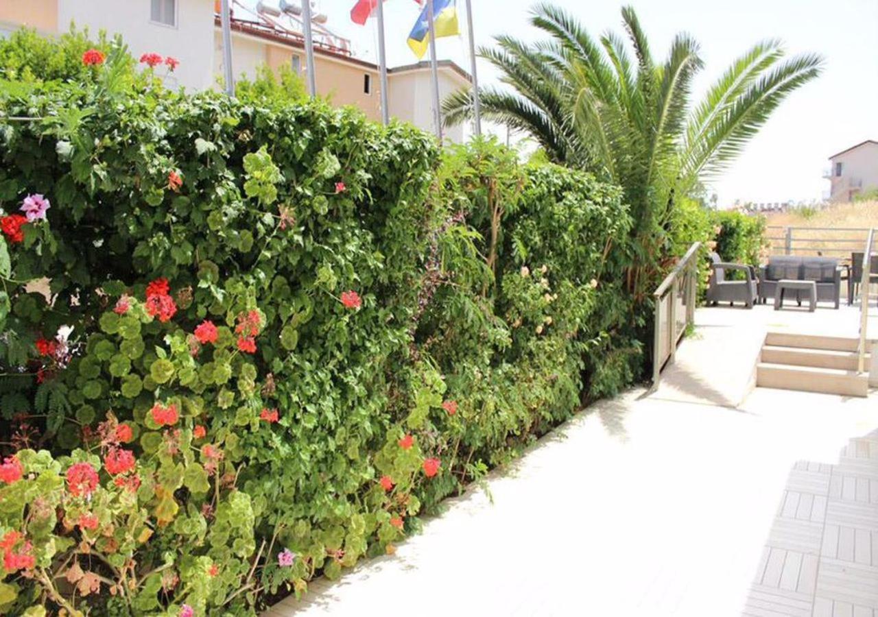 Harmony Side Hotel מראה חיצוני תמונה